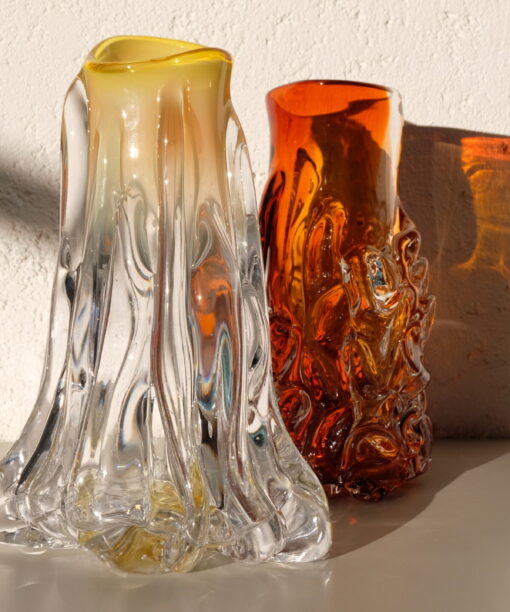 Flow Vase Transparent Centerpiece - Image 8