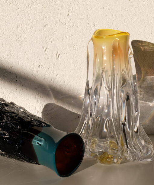 Flow Vase Transparent Centerpiece - Image 6