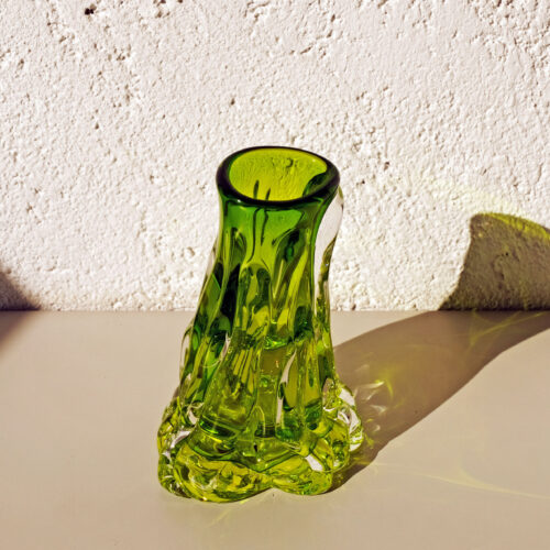 Short Flow Vase Electric Lime