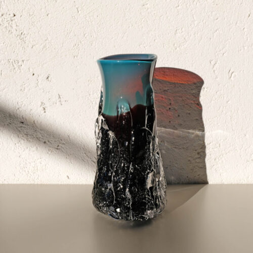 Alternative view of Flow Vese Chromatic Obsidian
