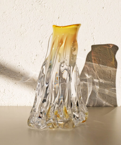 Flow Vase Transparent Centerpiece
