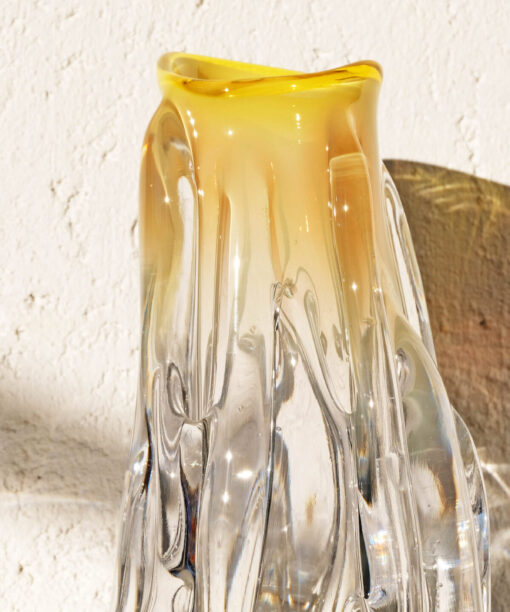 Alternative view of Flow Vase Transparent Centerpiece
